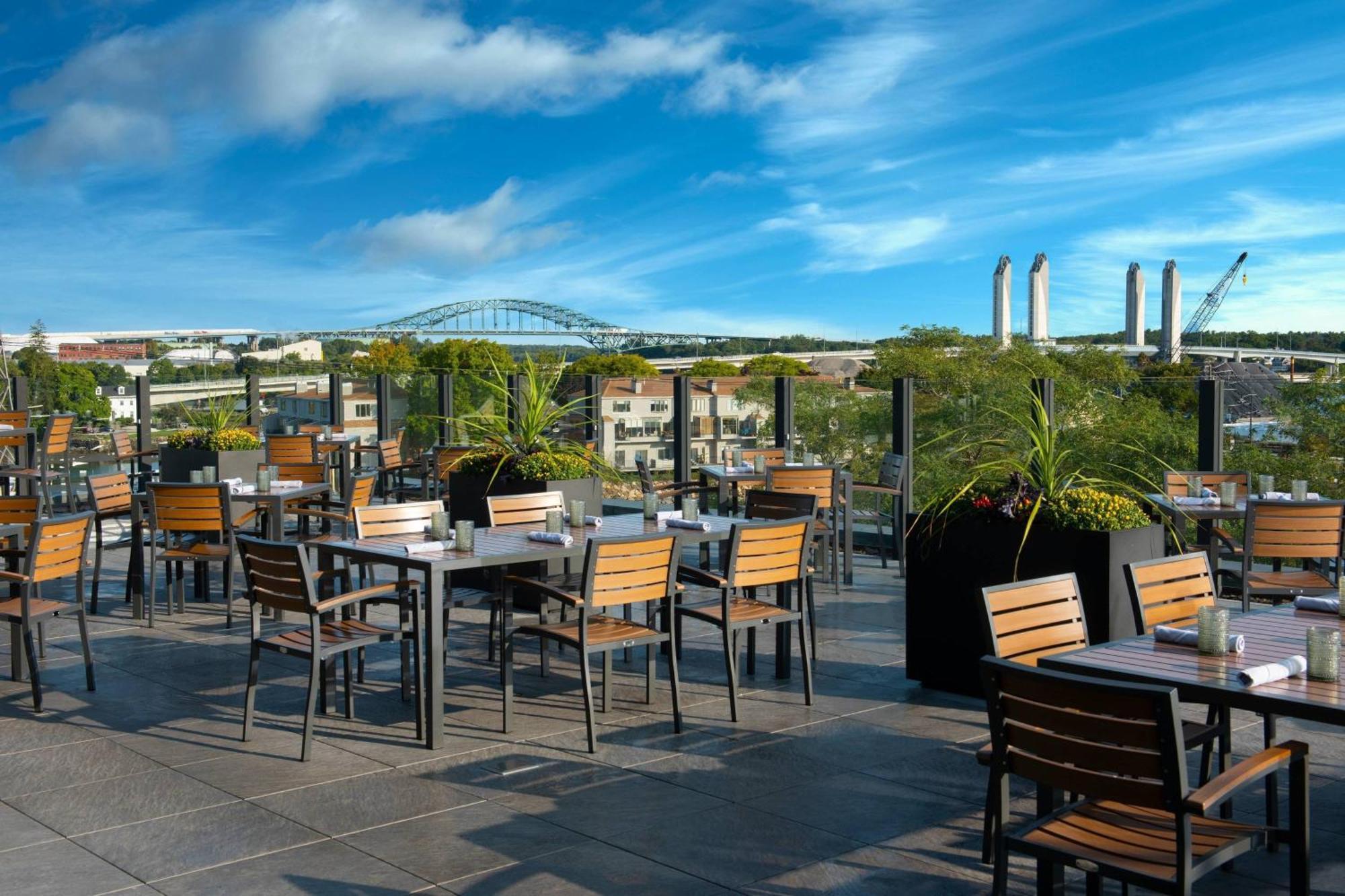 Ac Hotel By Marriott Portsmouth Downtown/Waterfront Bagian luar foto