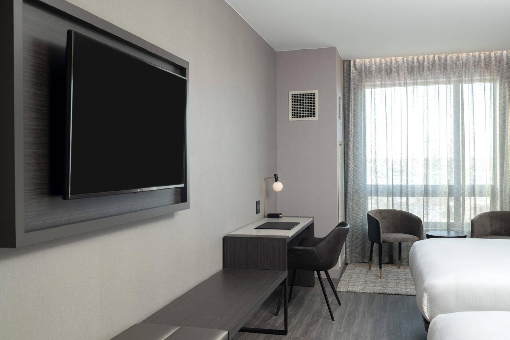 Ac Hotel By Marriott Portsmouth Downtown/Waterfront Bagian luar foto