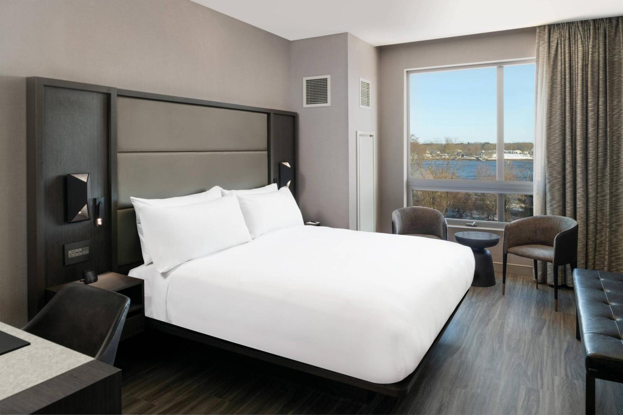 Ac Hotel By Marriott Portsmouth Downtown/Waterfront Bagian luar foto
