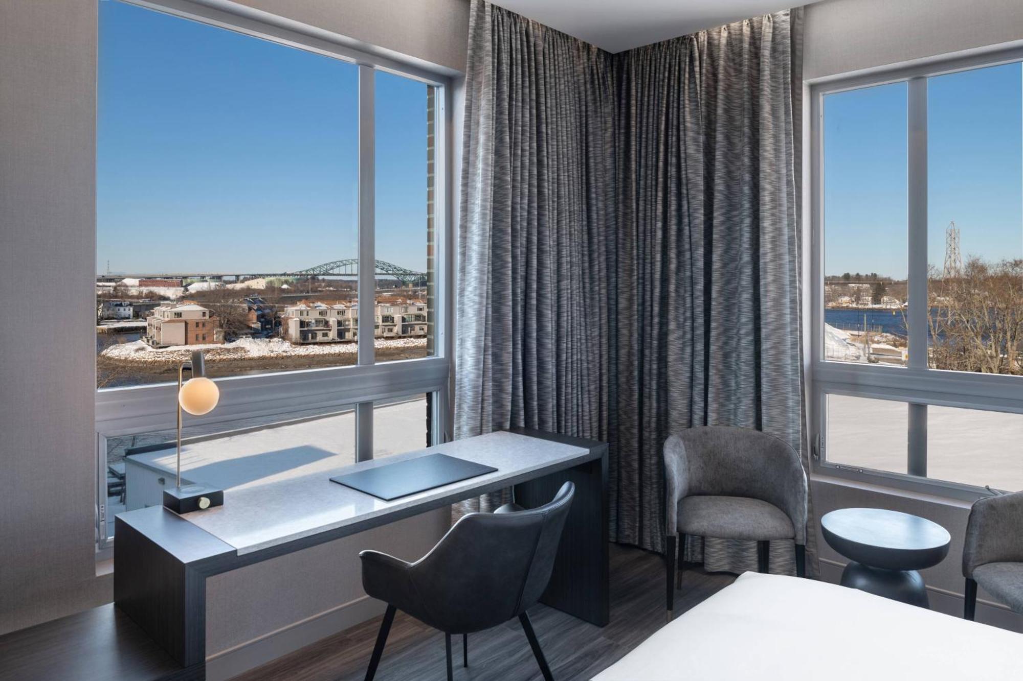 Ac Hotel By Marriott Portsmouth Downtown/Waterfront Bagian luar foto