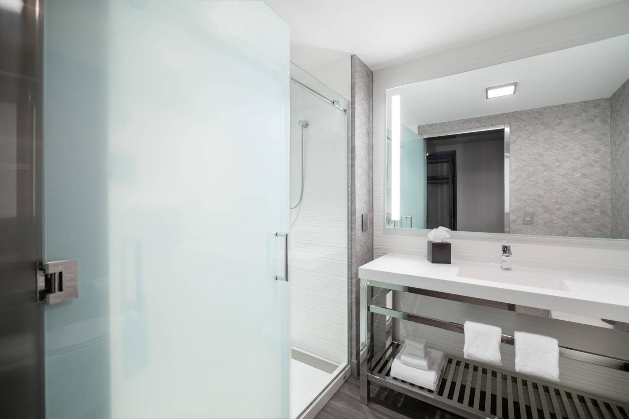 Ac Hotel By Marriott Portsmouth Downtown/Waterfront Bagian luar foto