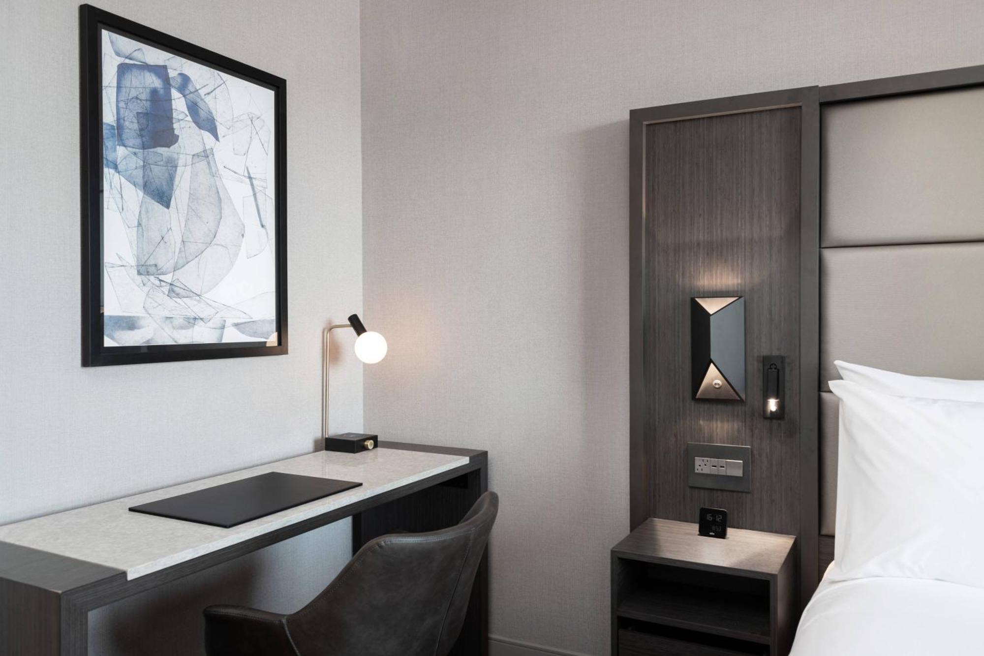 Ac Hotel By Marriott Portsmouth Downtown/Waterfront Bagian luar foto