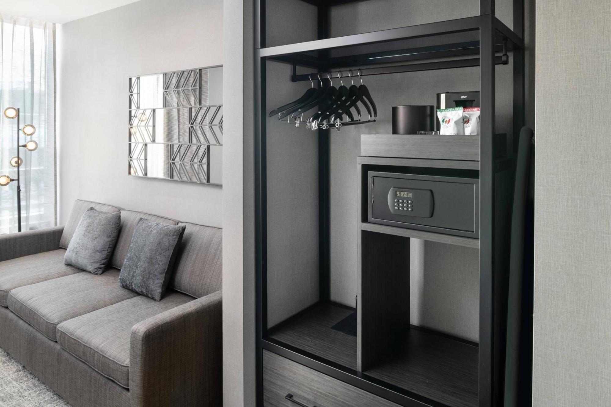 Ac Hotel By Marriott Portsmouth Downtown/Waterfront Bagian luar foto